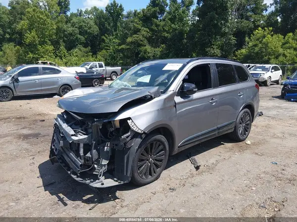 JA4AD3A35LJ001494 2020 MITSUBISHI OUTLANDER - Image 2