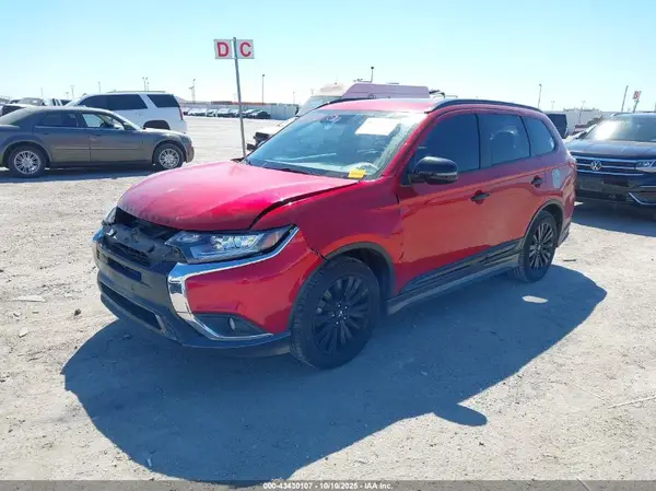 JA4AD3A35LZ007314 2020 MITSUBISHI OUTLANDER - Image 2
