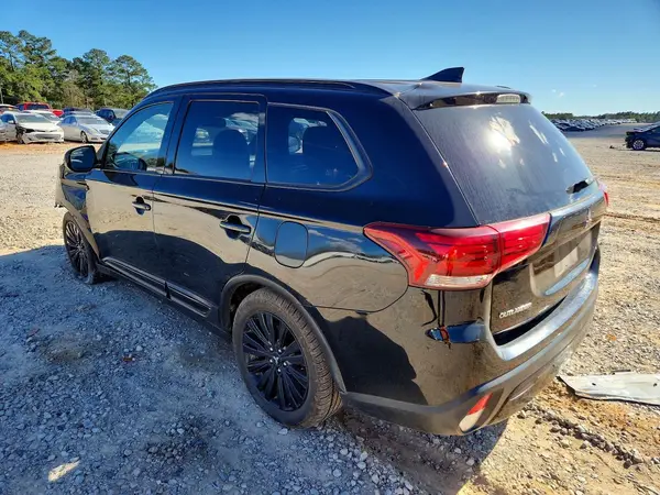 JA4AD3A35LZ020385 2020 MITSUBISHI OUTLANDER - Image 2