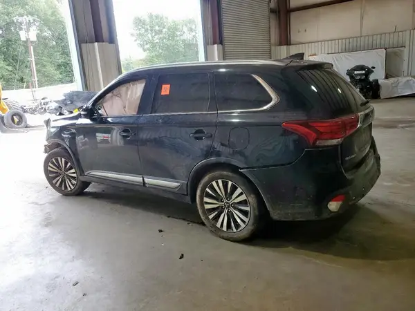 JA4AD3A35LZ021133 2020 MITSUBISHI OUTLANDER - Image 2