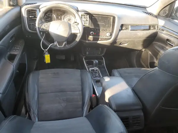 JA4AD3A35LZ023447 2020 MITSUBISHI OUTLANDER - Image 8