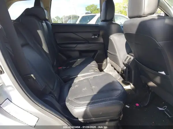 JA4AD3A35LZ030088 2020 MITSUBISHI OUTLANDER - Image 8