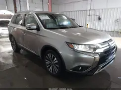 JA4AD3A35LZ031256 2020 MITSUBISHI OUTLANDER