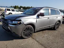 JA4AD3A35LZ035257 2020 MITSUBISHI OUTLANDER