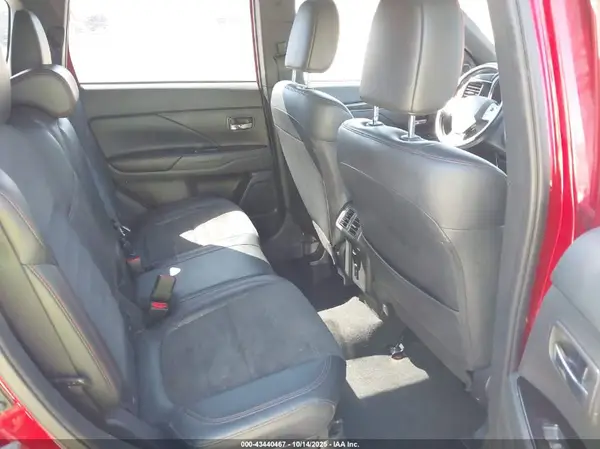 JA4AD3A35LZ039003 2020 MITSUBISHI OUTLANDER - Image 8