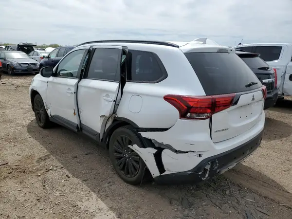 JA4AD3A35LZ040667 2020 MITSUBISHI OUTLANDER - Image 2