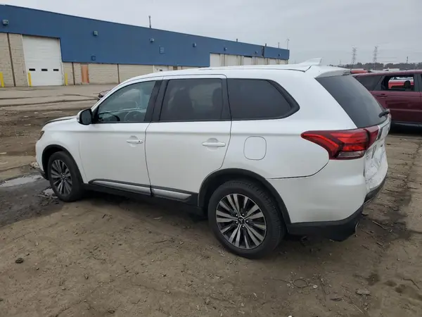 JA4AD3A35LZ045402 2020 MITSUBISHI OUTLANDER - Image 2