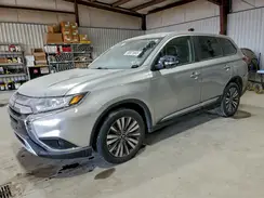 JA4AD3A35LZ045951 2020 MITSUBISHI OUTLANDER