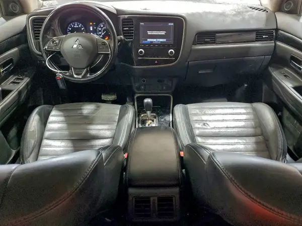 JA4AD3A35LZ045951 2020 MITSUBISHI OUTLANDER - Image 8