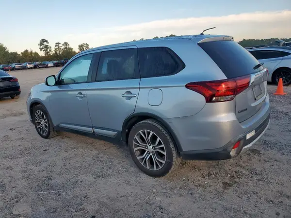 JA4AD3A36GZ002032 2016 MITSUBISHI OUTLANDER - Image 2