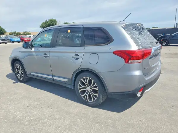 JA4AD3A36GZ003553 2016 MITSUBISHI OUTLANDER - Image 2