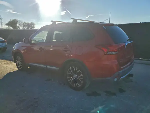 JA4AD3A36GZ004914 2016 MITSUBISHI OUTLANDER - Image 2
