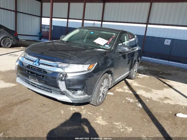 JA4AD3A36GZ016013 2016 MITSUBISHI OUTLANDER - Image 2