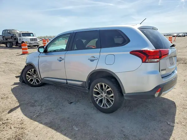JA4AD3A36GZ016478 2016 MITSUBISHI OUTLANDER - Image 2