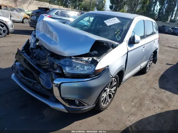 JA4AD3A36GZ022118 2016 MITSUBISHI OUTLANDER - Image 2