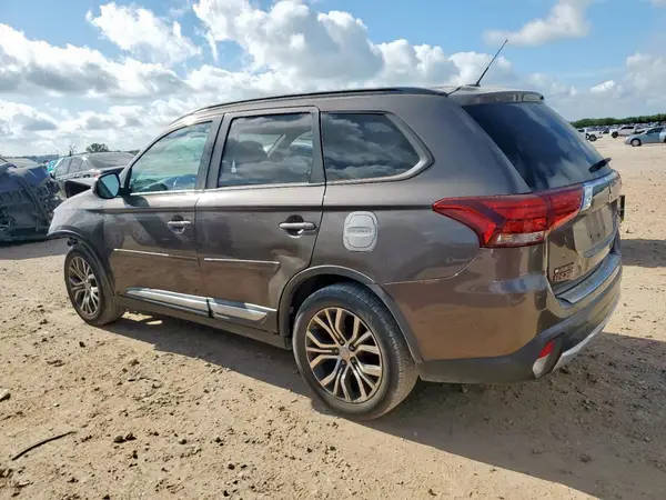 JA4AD3A36GZ033751 2016 MITSUBISHI OUTLANDER - Image 2