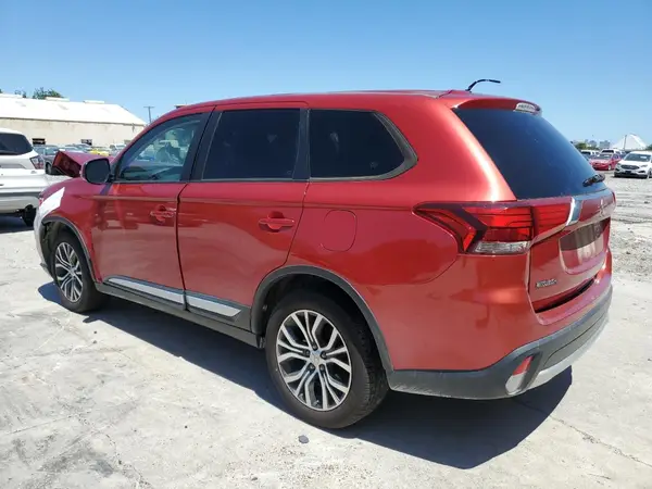 JA4AD3A36GZ033779 2016 MITSUBISHI OUTLANDER - Image 2