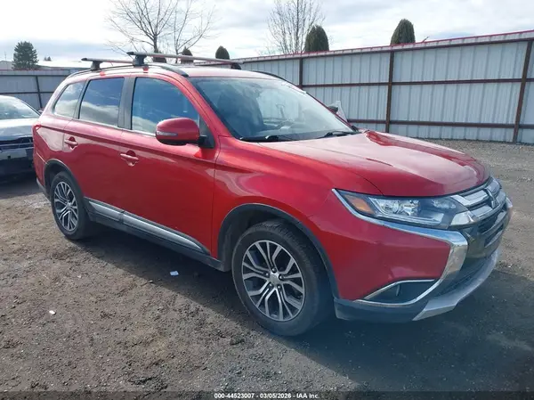 JA4AD3A36GZ038836 2016 MITSUBISHI OUTLANDER - Image 1