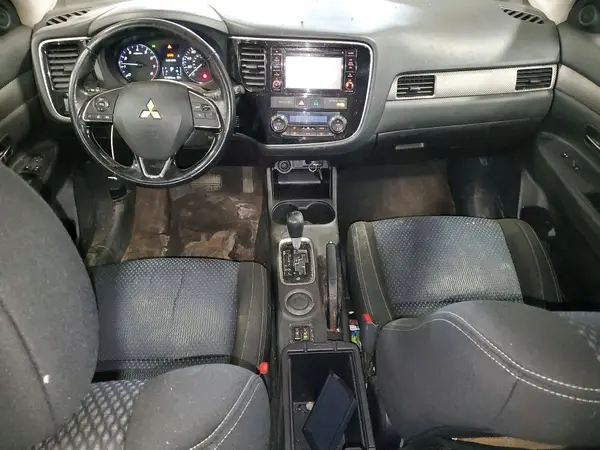 JA4AD3A36GZ044121 2016 MITSUBISHI OUTLANDER - Image 8