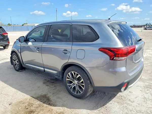 JA4AD3A36GZ049979 2016 MITSUBISHI OUTLANDER - Image 2