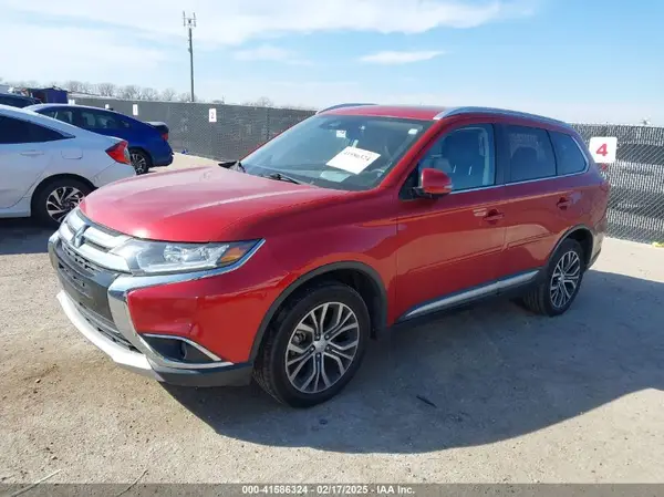 JA4AD3A36HZ016577 2017 MITSUBISHI OUTLANDER - Image 2