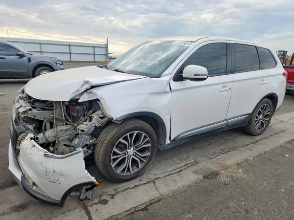 JA4AD3A36HZ044136 2017 MITSUBISHI OUTLANDER - Image 1