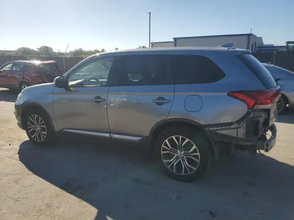 JA4AD3A36HZ047120 2017 MITSUBISHI OUTLANDER - Image 2