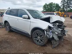JA4AD3A36HZ051913 2017 MITSUBISHI OUTLANDER