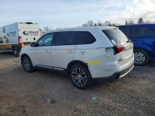 JA4AD3A36HZ053189 2017 MITSUBISHI OUTLANDER - Image 2