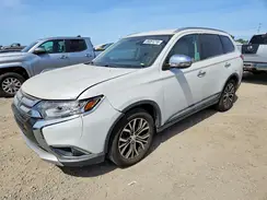 JA4AD3A36HZ070901 2017 MITSUBISHI OUTLANDER