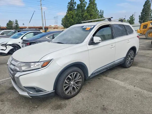 JA4AD3A36JZ004788 2018 MITSUBISHI OUTLANDER - Image 1