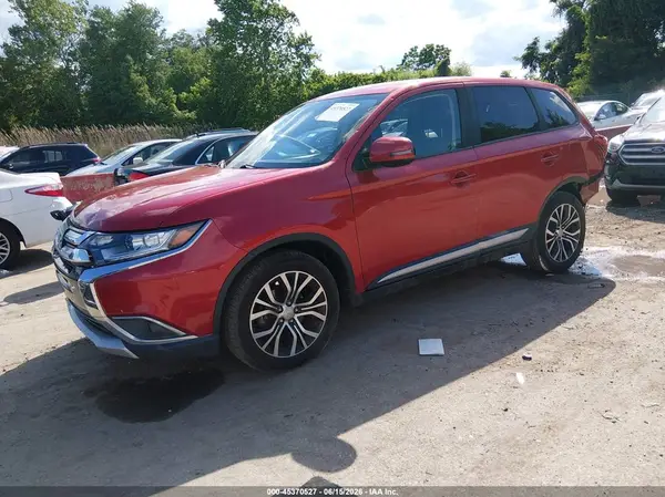 JA4AD3A36JZ032199 2018 MITSUBISHI OUTLANDER - Image 2