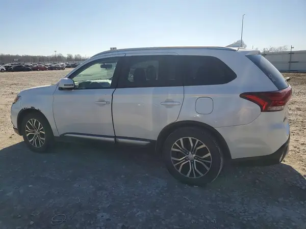 JA4AD3A36JZ035314 2018 MITSUBISHI OUTLANDER - Image 2