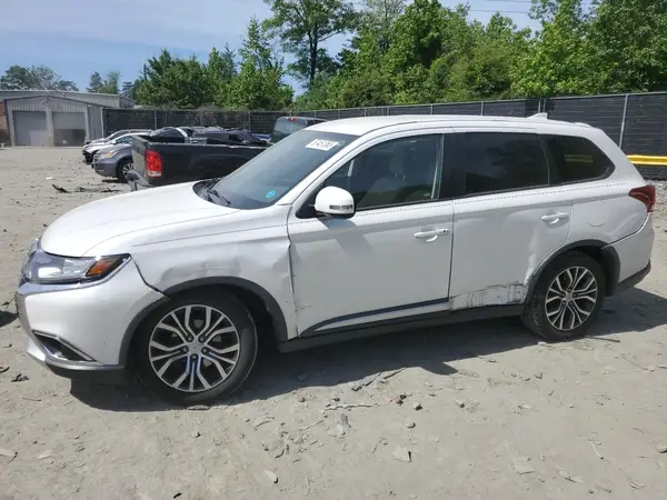 JA4AD3A36JZ063095 2018 MITSUBISHI OUTLANDER - Image 1