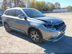 JA4AD3A36JZ068801 2018 MITSUBISHI OUTLANDER