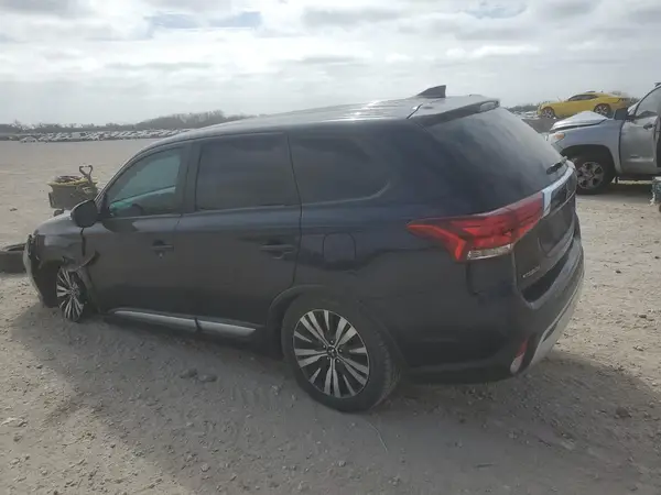 JA4AD3A36KJ000532 2019 MITSUBISHI OUTLANDER - Image 2