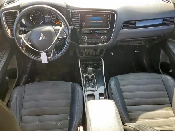 JA4AD3A36KZ007241 2019 MITSUBISHI OUTLANDER - Image 8