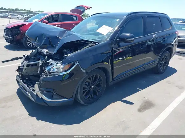 JA4AD3A36KZ026565 2019 MITSUBISHI OUTLANDER - Image 2