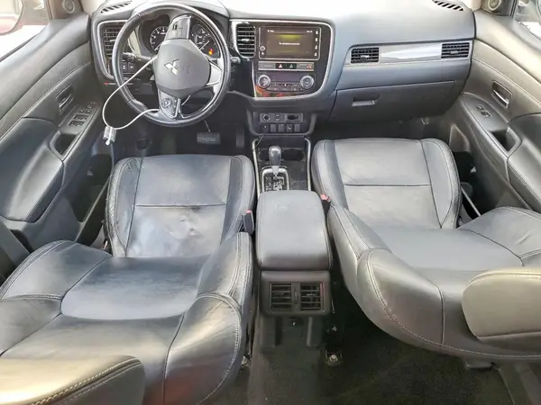 JA4AD3A36KZ026713 2019 MITSUBISHI OUTLANDER - Image 8