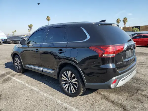 JA4AD3A36KZ026999 2019 MITSUBISHI OUTLANDER - Image 2