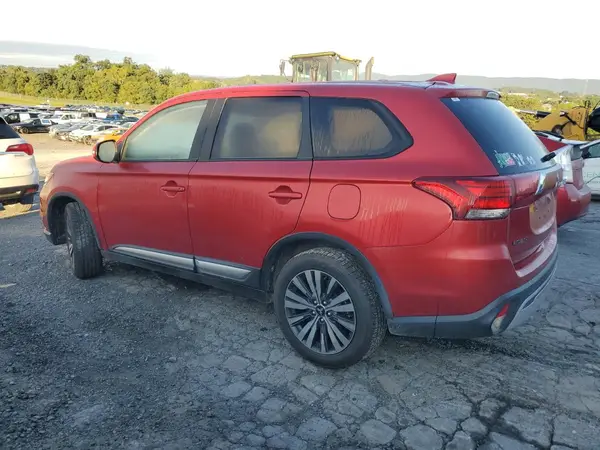 JA4AD3A36KZ038716 2019 MITSUBISHI OUTLANDER - Image 2