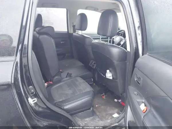 JA4AD3A36KZ042829 2019 MITSUBISHI OUTLANDER - Image 8