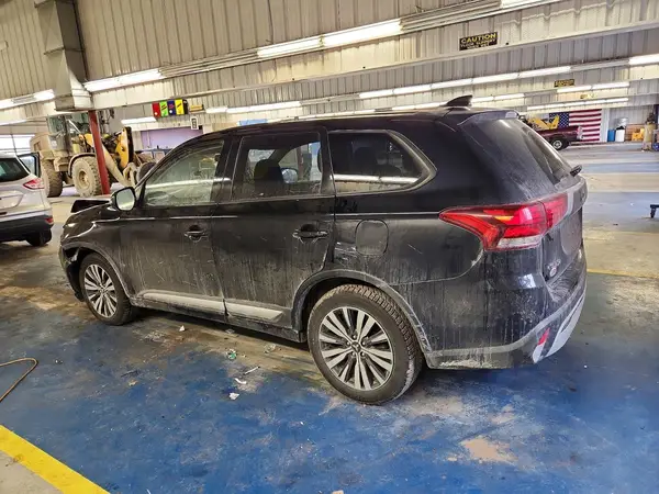 JA4AD3A36KZ043317 2019 MITSUBISHI OUTLANDER - Image 2