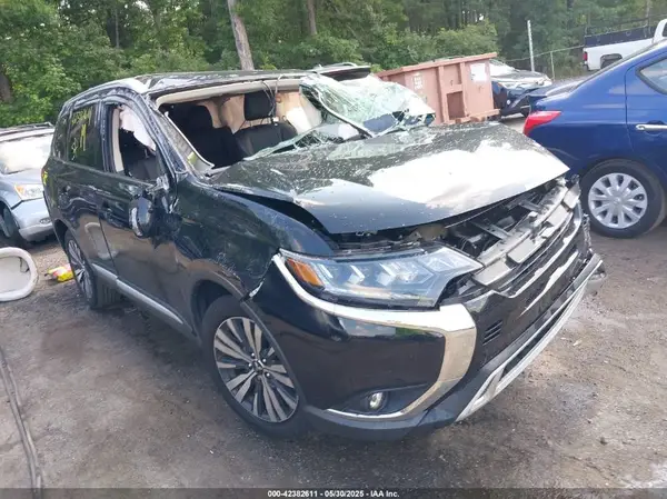 JA4AD3A36KZ049988 2019 MITSUBISHI OUTLANDER - Image 1