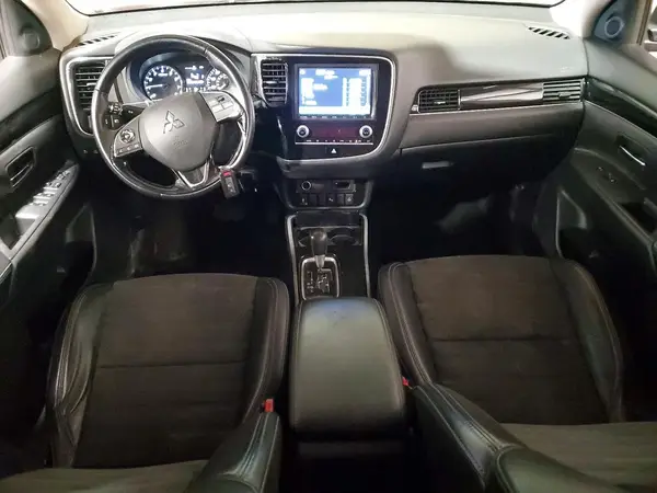 JA4AD3A36LZ003093 2020 MITSUBISHI OUTLANDER - Image 8