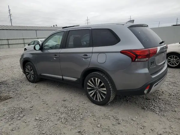 JA4AD3A36LZ010318 2020 MITSUBISHI OUTLANDER - Image 2
