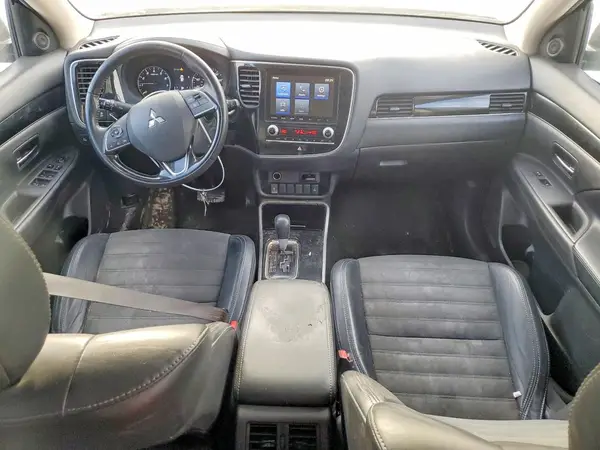 JA4AD3A36LZ017205 2020 MITSUBISHI OUTLANDER - Image 8