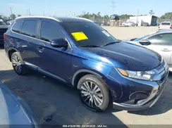 JA4AD3A36LZ020105 2020 MITSUBISHI OUTLANDER