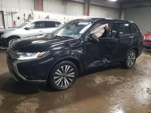 JA4AD3A36LZ024316 2020 MITSUBISHI OUTLANDER - Image 1