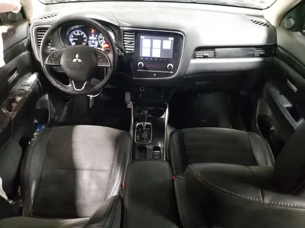 JA4AD3A36LZ024316 2020 MITSUBISHI OUTLANDER - Image 8